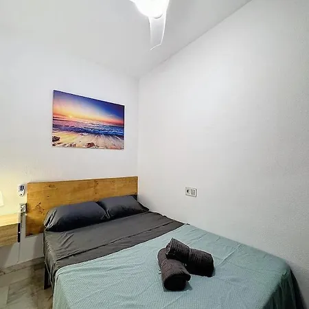 アパート Alo Urban Oasis エステポナ